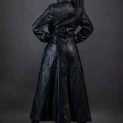 DISCOBOLE Long Manteau Gothique Cuir Femme 11 DISCOBOLE Long Manteau Gothique Cuir Femme -Vêtements Gothiques 03longmanteaugothiquecuirfemmeaadsc 5109 modifier 1 900