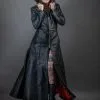 DISCOBOLE Long Manteau Cuir Gothique Vampire Femme -Vêtements Gothiques 04longmanteaucuirgothiquevampirefemmeaadsc 5197 modifier 1 900