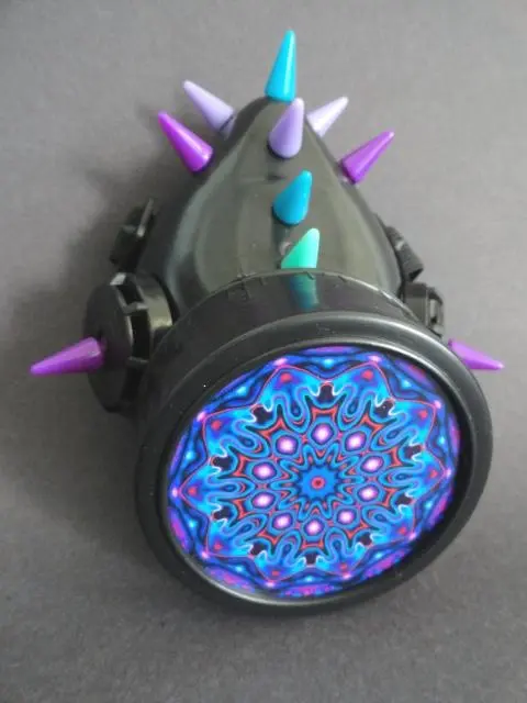 DISCOBOLE Masque à Gaz Cyber Gothique Psyché 3 DISCOBOLE Masque à Gaz Cyber Gothique Psyché