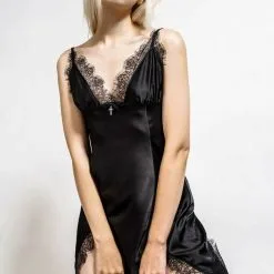 Chemise De Nuit KILLSTAR 'fatal Farewell' -Vêtements Gothiques fatal farewell nightdress b x1600 900