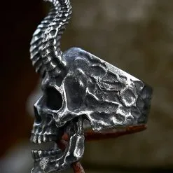 DISCOBOLE Bague Crâne De Démon 8 DISCOBOLE Bague Crâne De Démon -Vêtements Gothiques hae024b37c8c8432287724d640f0f1a50cjpg 960x960 900