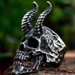 DISCOBOLE Bague Crâne De Démon 9 DISCOBOLE Bague Crâne De Démon -Vêtements Gothiques hd33e61c96e35458ba0f2408a67054d156jpg 960x960 900