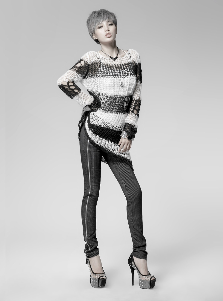 Haut Noir Et Blanc PUNK RAVE 'apocalypse 2022' 5 Haut Noir Et Blanc PUNK RAVE 'apocalypse 2022' – Image 3