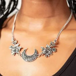 Collier KILLSTAR 'Lunar Rose' -Vêtements Gothiques lunar rose necklace w b x1600 900