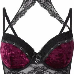Soutien-gorge Gothique KILLSTAR 'Mercy' -Vêtements Gothiques mercybra blood g 11b337a9 a055 406f b132 f2b1b7f40a9d x1600 900