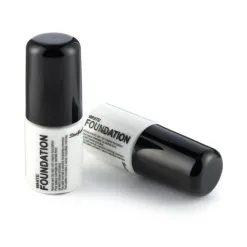 STARGAZER Fond De Teint Gothique Liquide Blanc