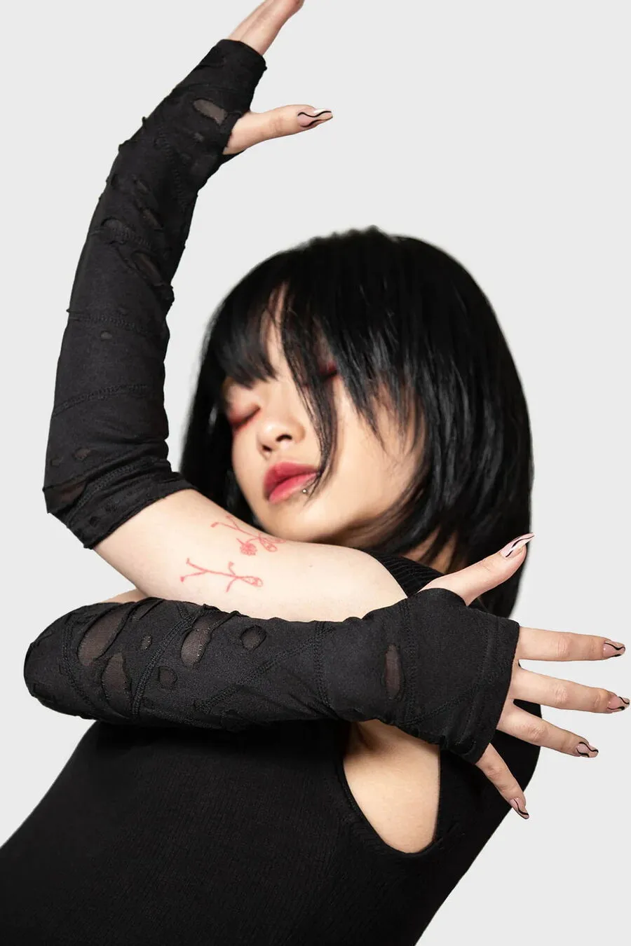 Longues Mitaines KILLSTAR 'isqesis' 5 Longues Mitaines KILLSTAR 'isqesis' – Image 3