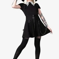 Jupe Gothique KILLSTAR 'Study Hell' -Vêtements Gothiques study hell suspender skirt w d x1600 900